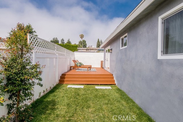 1776 Voorhees Avenue, Manhattan Beach, California 90266, 3 Bedrooms Bedrooms, ,2 BathroomsBathrooms,Residential,Sold,Voorhees,SR20003791