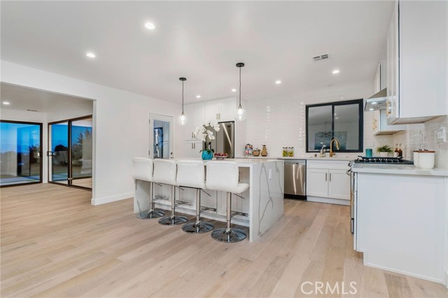 Photo of 7034 Middlesbury Ridge Circle, West Hills, CA 91307