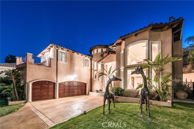 5 Bed Home for Sale in Granada Hills, California