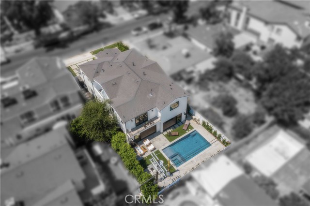 5 Bed Home for Sale in Encino, California