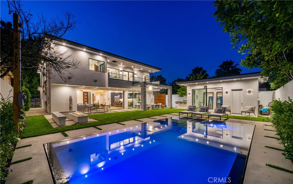 Photo of 14812 MORRISON Street, Sherman Oaks, CA 91403