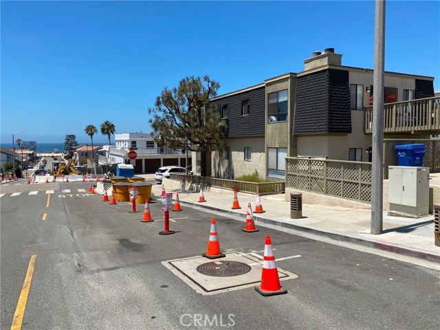 1002 Manhattan Avenue, Hermosa Beach, California 90254, ,Residential Income,Sold,Manhattan,SR20157679