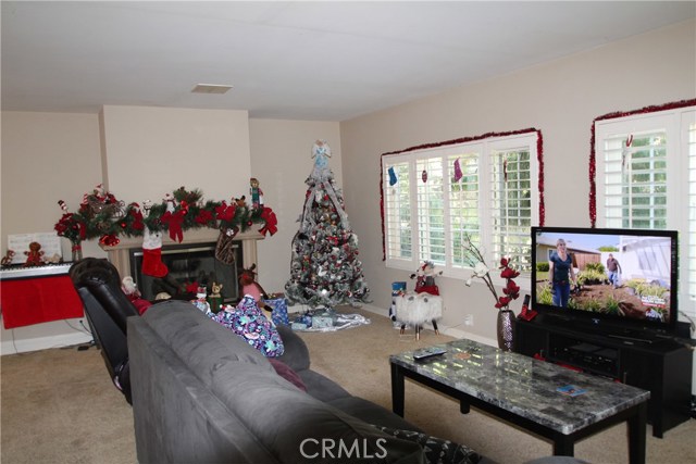 2 Bed Home for Sale in Calabasas, California