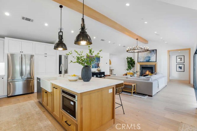 3 Bed Home for Sale in Sherman Oaks, California