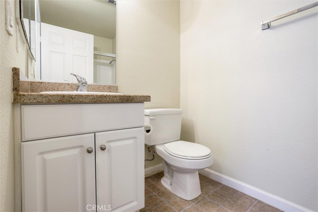 Photo for 5545 Canoga Avenue, 222, Woodland Hills, CA 91367 - Listing #SR-19281443 5545 Canoga Avenue, 222, Woodland Hills, CA 91367
