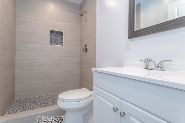 5 Bed Home for Sale in Granada Hills, California