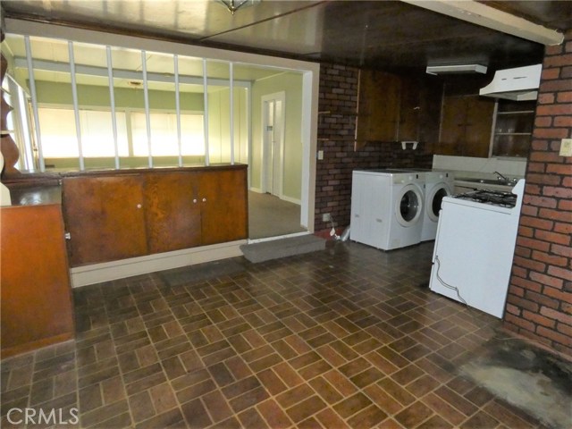 514 Gertruda Avenue, Redondo Beach, California 90277, 1 Bedroom Bedrooms, ,1 BathroomBathrooms,Residential,Sold,Gertruda,SR20040613