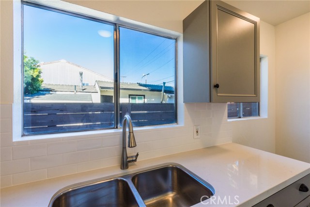 6 Bed Home for Sale in Venice, California