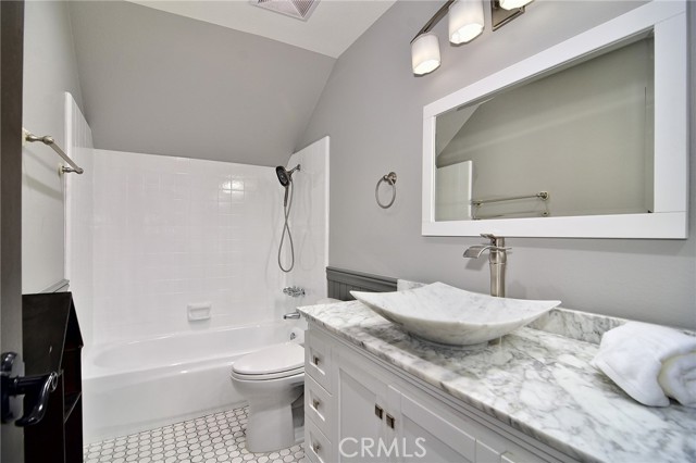 4 Bed Home for Sale in Newbury Park, California