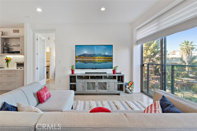 2 Bed Home for Sale in Studio City, California
