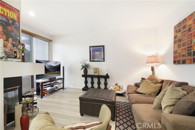 2 Bed Home for Sale in Encino, California