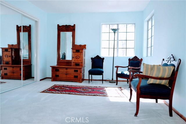 5 Bed Home for Sale in Granada Hills, California