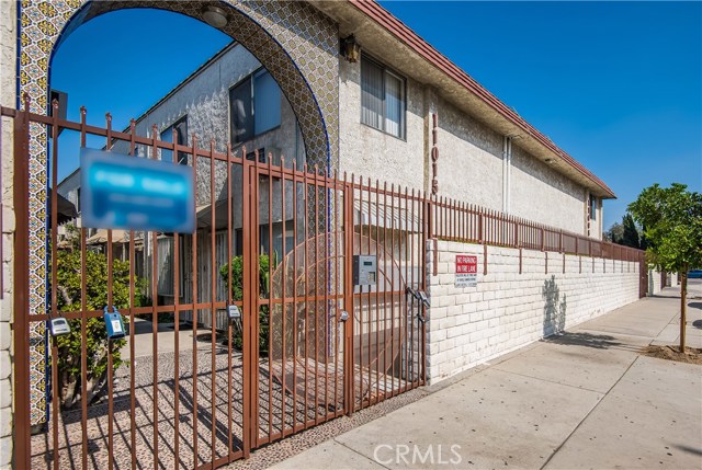 1 Bed Home for Sale in North Hollywood, California