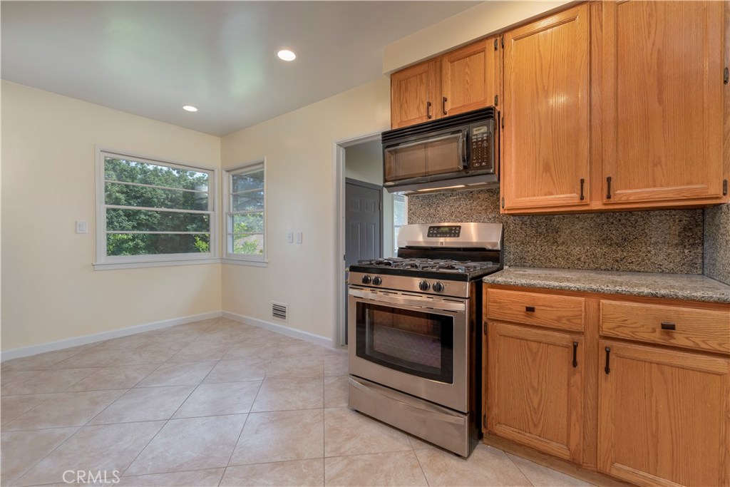 Photo for 4240 LOWELL Avenue, La Crescenta, CA 91214 - Listing #SR-19124116 4240 LOWELL Avenue, La Crescenta, CA 91214