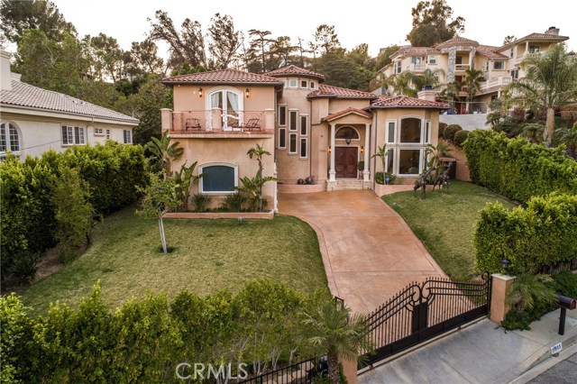 5 Bed Home for Sale in Granada Hills, California