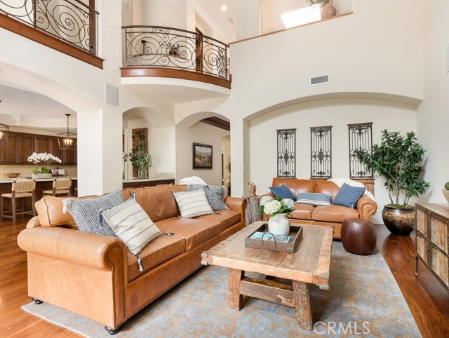 Large open floor plan offers easy entertaining.