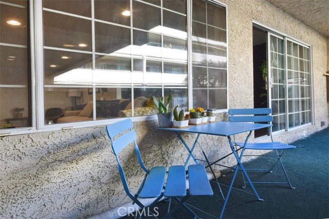 1 Bed Home for Sale in Sherman Oaks, California