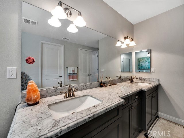 4 Bed Home for Sale in Thousand Oaks, California