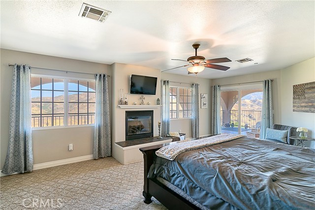 3 Bed Home for Sale in Agua Dulce, California