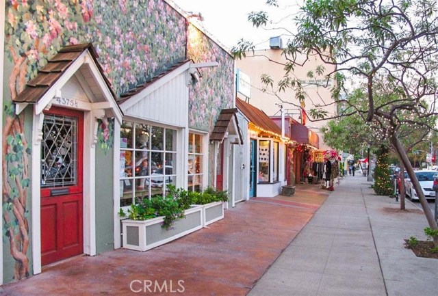 2 Bed Home for Sale in Studio City, California