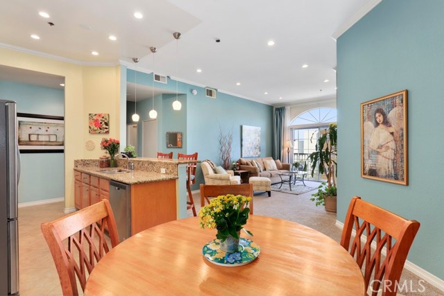 2 Bed Home for Sale in Sherman Oaks, California