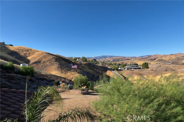 3 Bed Home for Sale in Agua Dulce, California