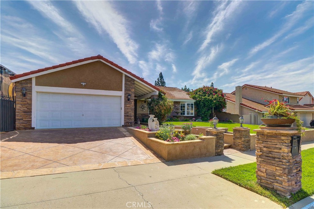 Photo of 2852 TIFFANEY LANE, Simi Valley, CA 93063