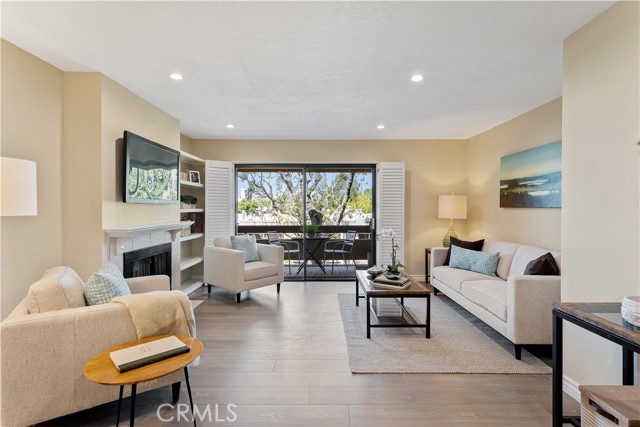 2 Bed Home for Sale in Sherman Oaks, California