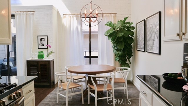 2 Bed Home for Sale in Sherman Oaks, California