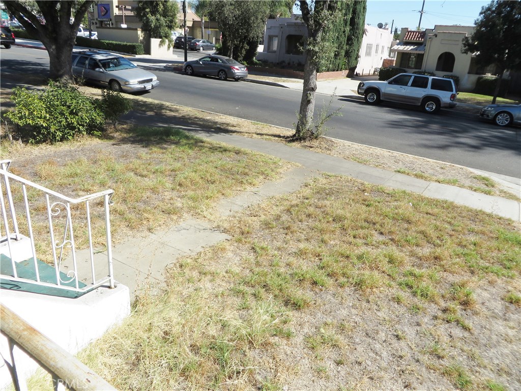 Photo for 1065 ALLEN Avenue, Glendale, CA 91201 - Listing #SR-19253303 1065 ALLEN Avenue, Glendale, CA 91201