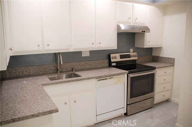 1 Bed Home for Sale in North Hollywood, California