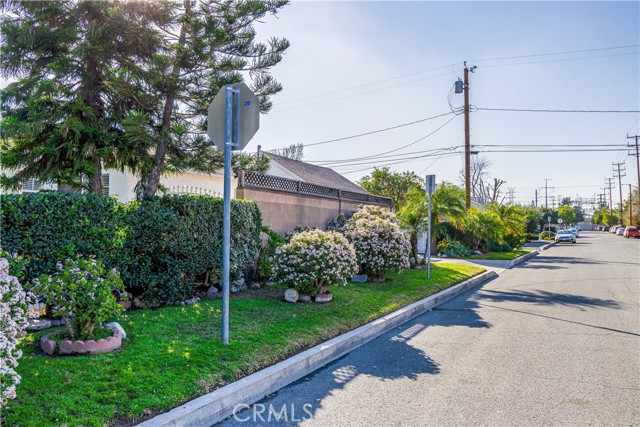 3 Bed Home for Sale in Burbank, California