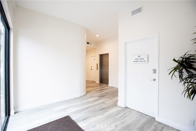 Owensmouth, 91303, ,For Sale,Owensmouth,SR20121461