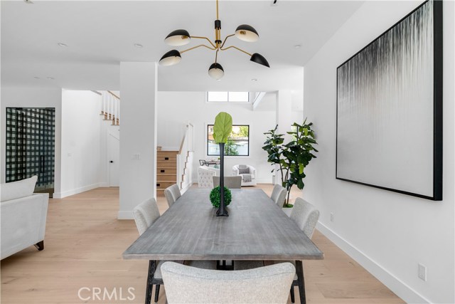 5 Bed Home for Sale in Encino, California