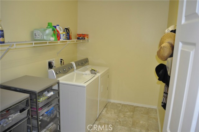 Spacious laundry room.