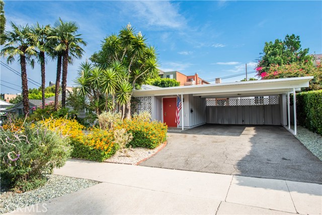 4 Bed Home for Sale in Valley Village, California