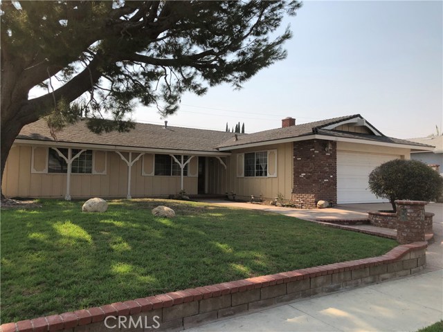 Photo of 2207 Lindale Avenue, Simi Valley, CA 93065