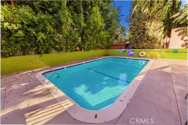2 Bed Home for Sale in Sherman Oaks, California