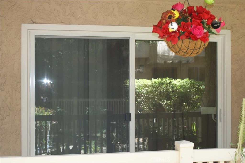 Photo of 17131 Roscoe Boulevard #7, Northridge, CA 91325
