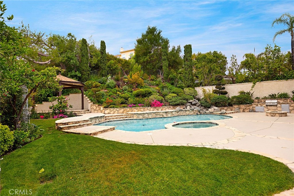 Photo for 6023 WOODLAND VIEW Drive, Woodland Hills, CA 91367 - Listing #SR-19096847 6023 WOODLAND VIEW Drive, Woodland Hills, CA 91367