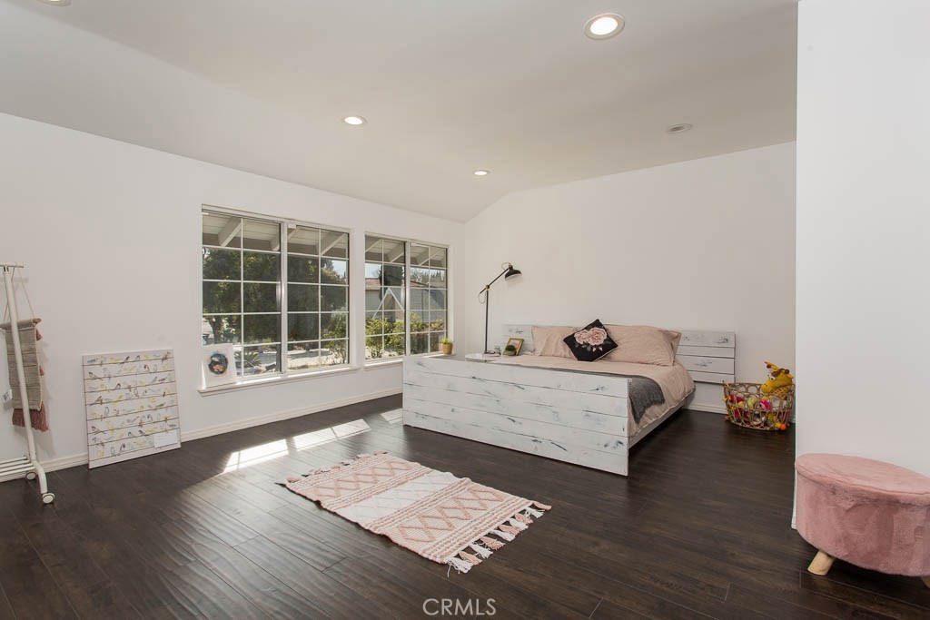 Photo for 6263 Mclaren Avenue, Woodland Hills, CA 91367 - Listing #SR-19274240 6263 Mclaren Avenue, Woodland Hills, CA 91367