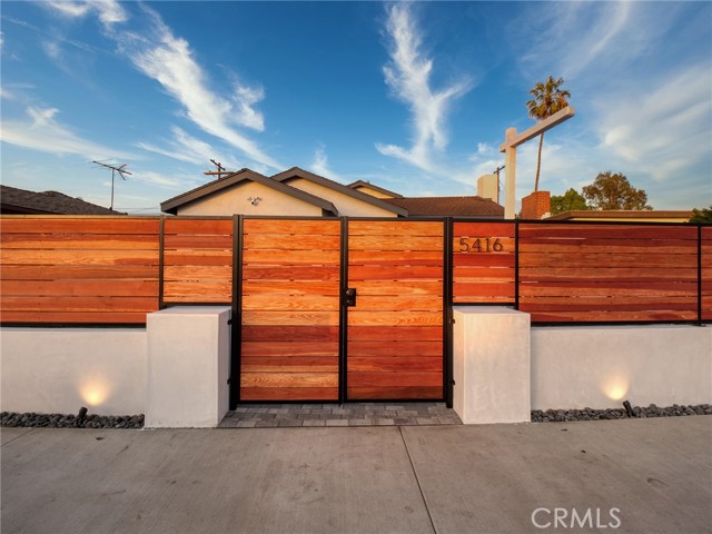 4 Bed Home for Sale in Los Angeles, California