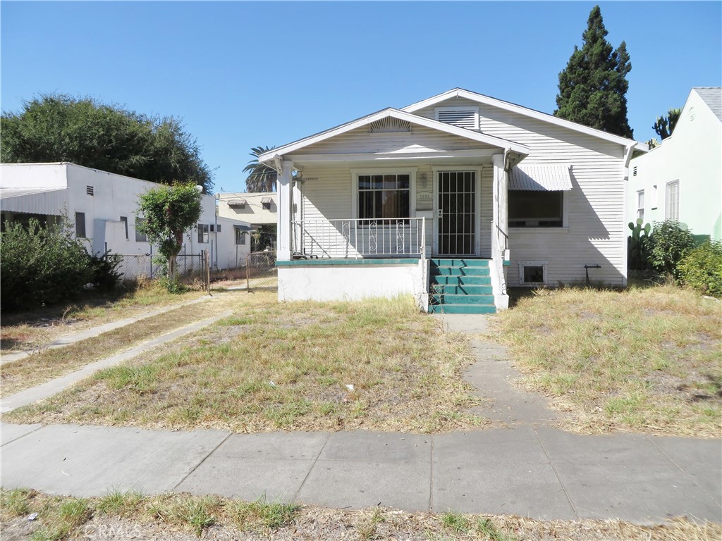 Photo for 1065 ALLEN Avenue, Glendale, CA 91201 - Listing #SR-19253303 1065 ALLEN Avenue, Glendale, CA 91201