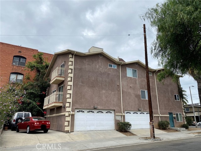 3 Bed Home for Sale in Hollywood, California