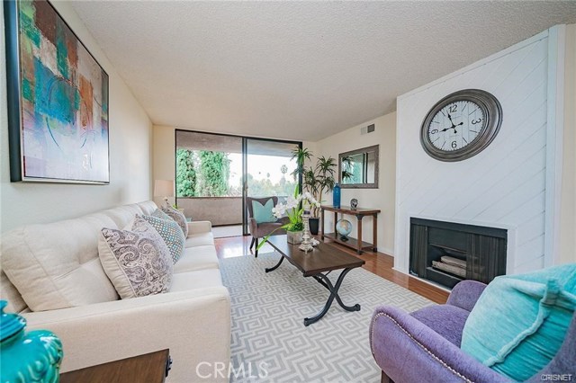 2 Bed Home for Sale in Granada Hills, California
