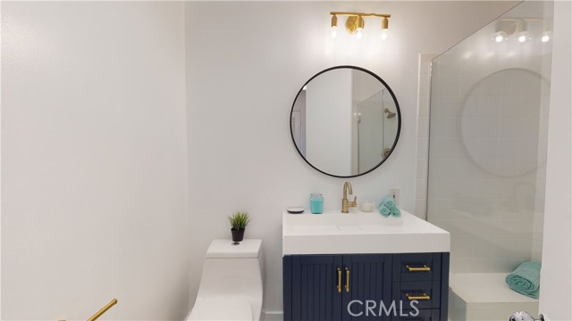 2 Bed Home for Sale in Los Angeles, California