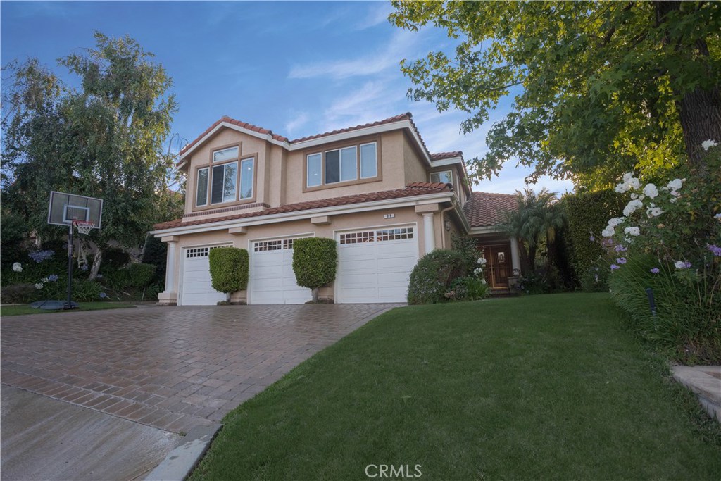 Photo of 319 HORNBLEND COURT, Simi Valley, CA 93065