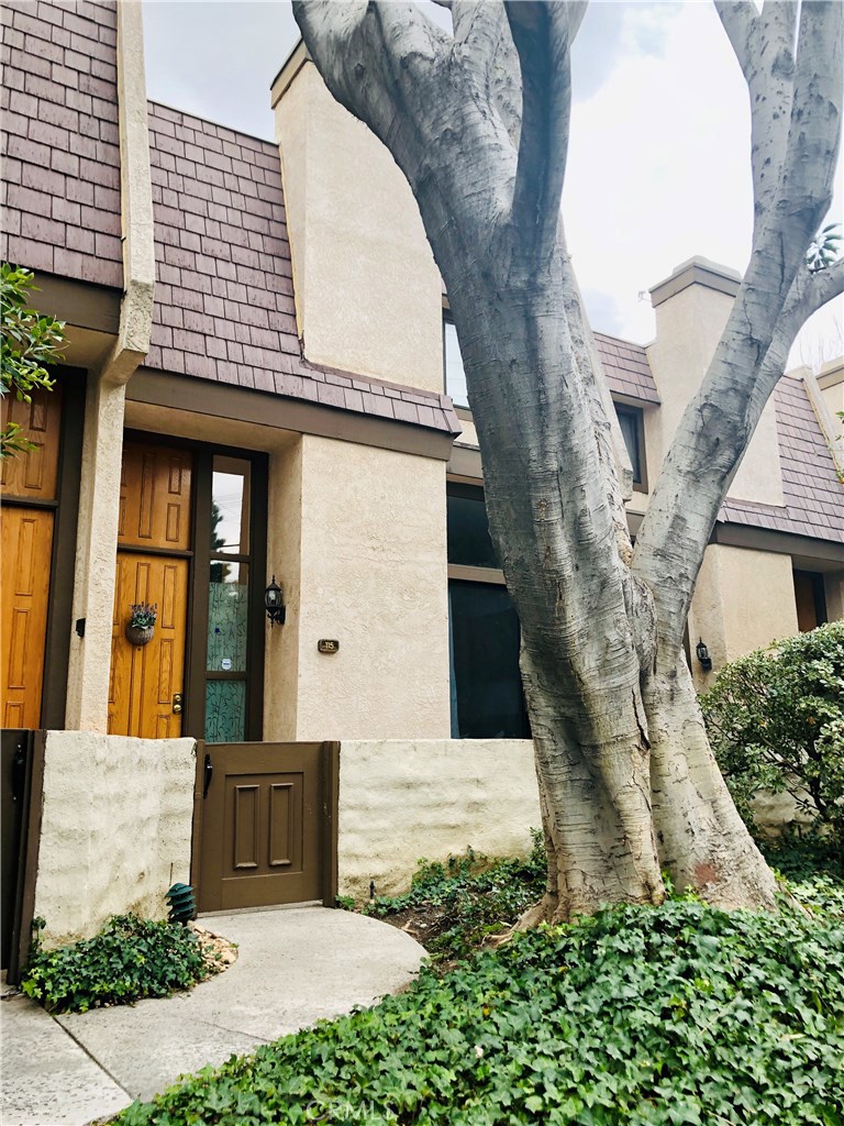 Photo of 9000 VANALDEN AVENUE #115, Northridge, CA 91324