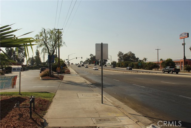 White, 93304, ,Commercial,For Sale,White,SR20204231