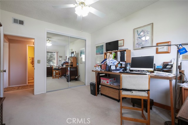 2 Bed Home for Sale in Lake Balboa, California